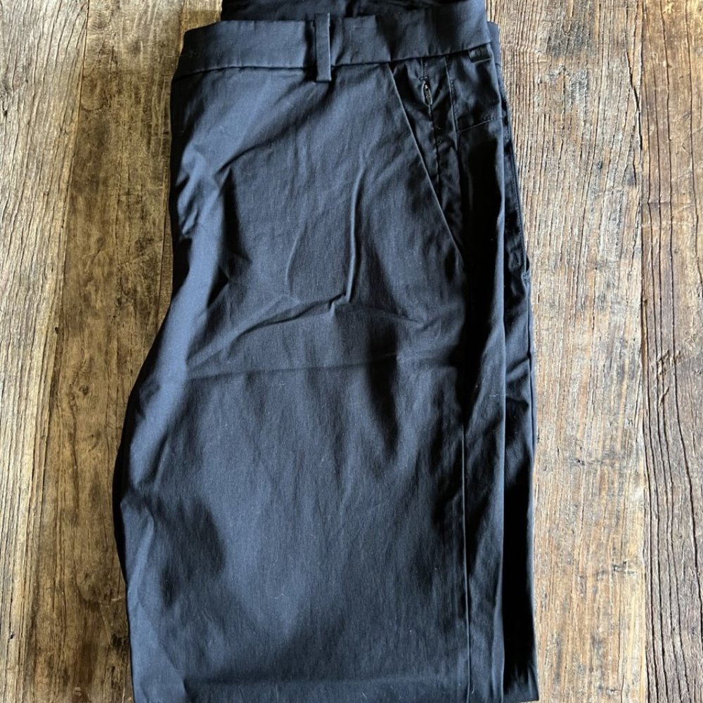 Black Lululemon Pants - Excellent Condition 38" x 34"